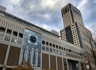 札幌市議会で“雪対策予算”めぐり議論白熱　市民生活支える冬インフラの課題