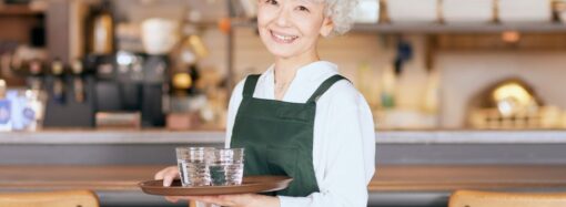 札幌の高齢者ホームで“家の味”喫茶店オープン　シニアたちの人生経験が人気に